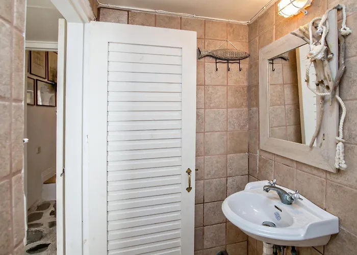 Cambanis Mανsion Holiday home