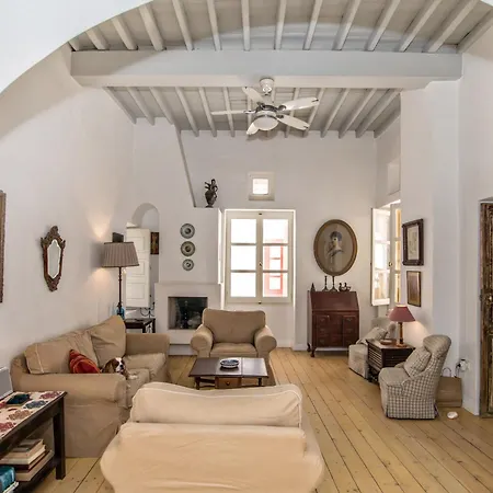 Cambanis Mανsion-mykonos