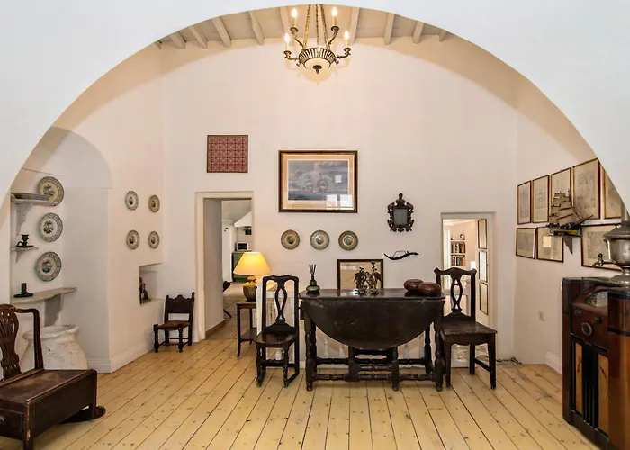 בית נופש Cambanis Mανsion Mykonos Town