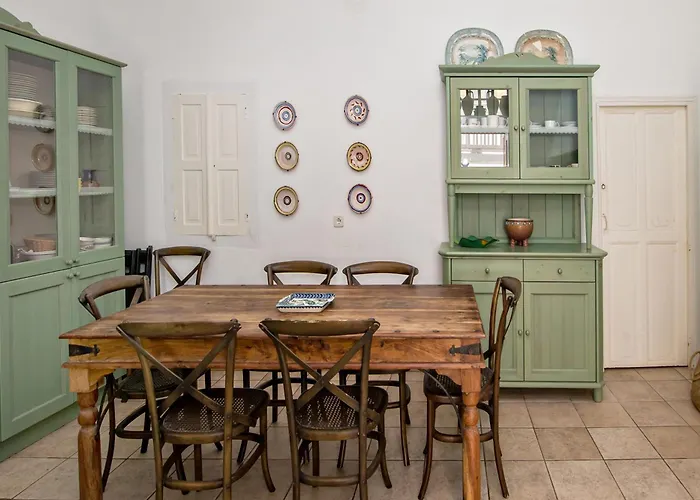 Cambanis Mανsion * Mykonos Town